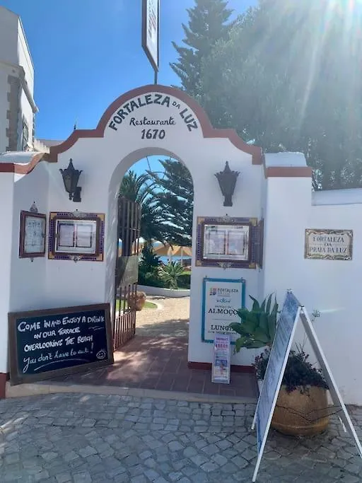 Casa Da Luz 5 - St James Apt 2 Bedrooms , Amazing Sea View , Pool , Wifi Praia Da Luz