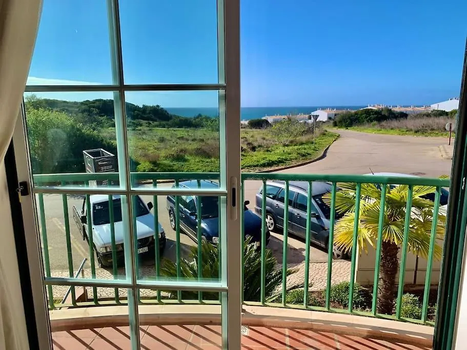 Casa Da Luz 5 - St James Apt 2 Bedrooms , Amazing Sea View , Pool , Wifi Praia Da Luz