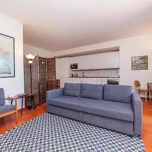 V - Casa Mazulis Luz